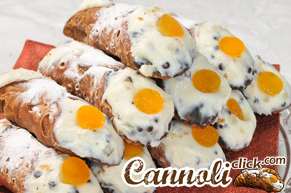 ¡Los cannoli clásicos, de pistacho, canela y chocolate!